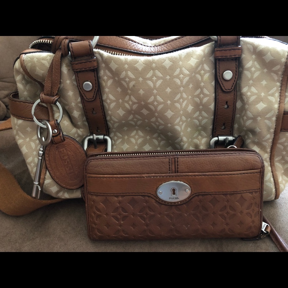 Fossil Purse and Wallet Set